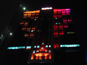 �ϰ���������